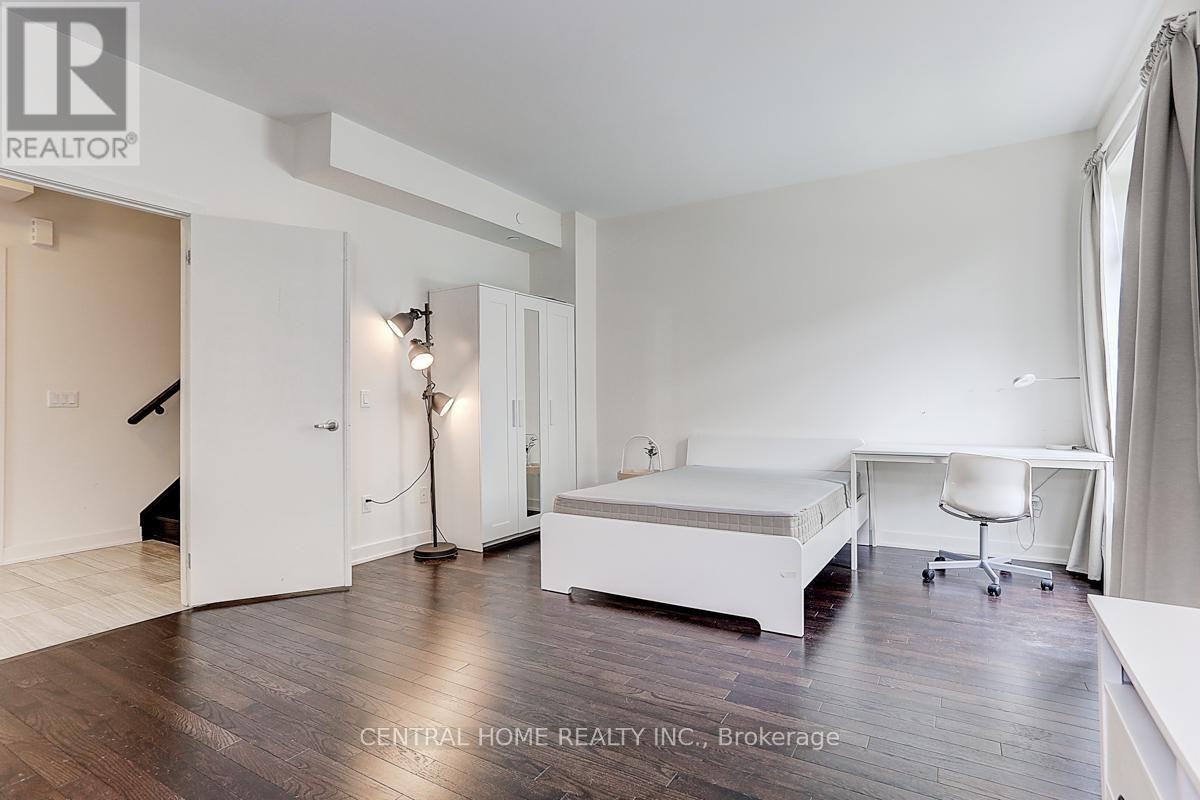 160 Sackville Street - Photo 2 of 11