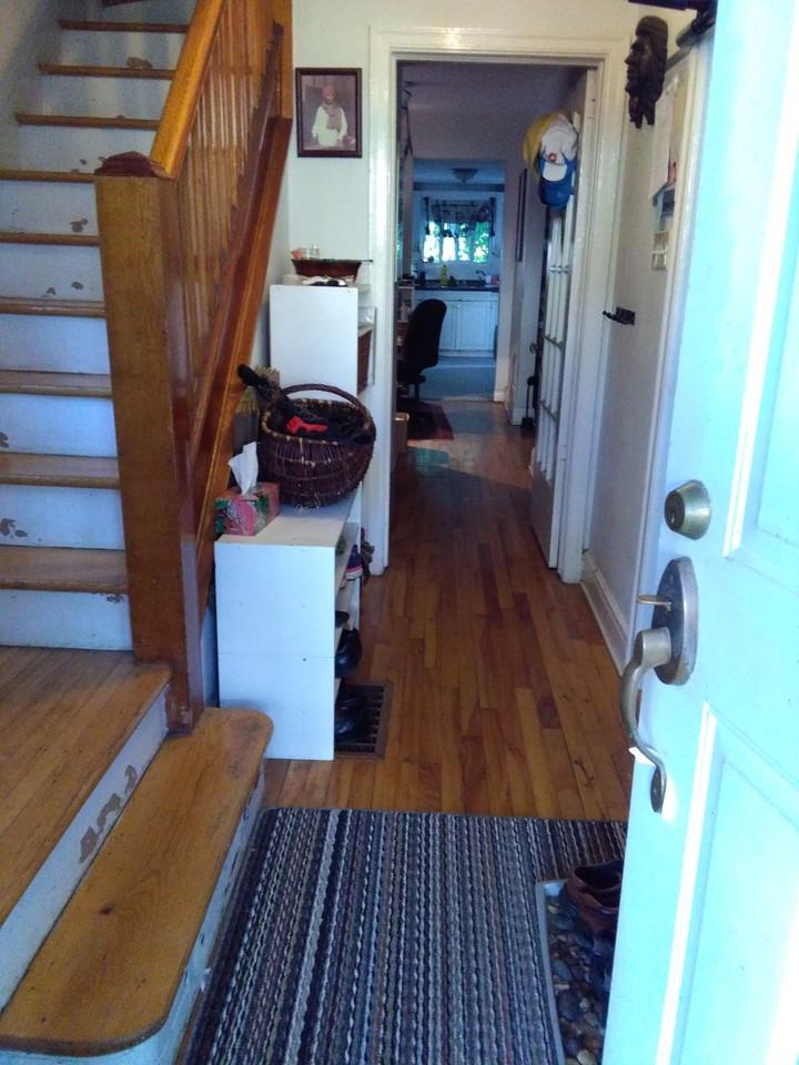 74 Huron Avenue North - Photo 5 of 15