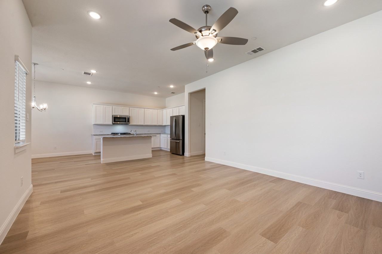 6580 Iron Horse Blvd #1 - Photo 2 of 30