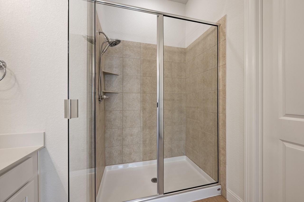 6580 Iron Horse Blvd #1 - Photo 3 of 30