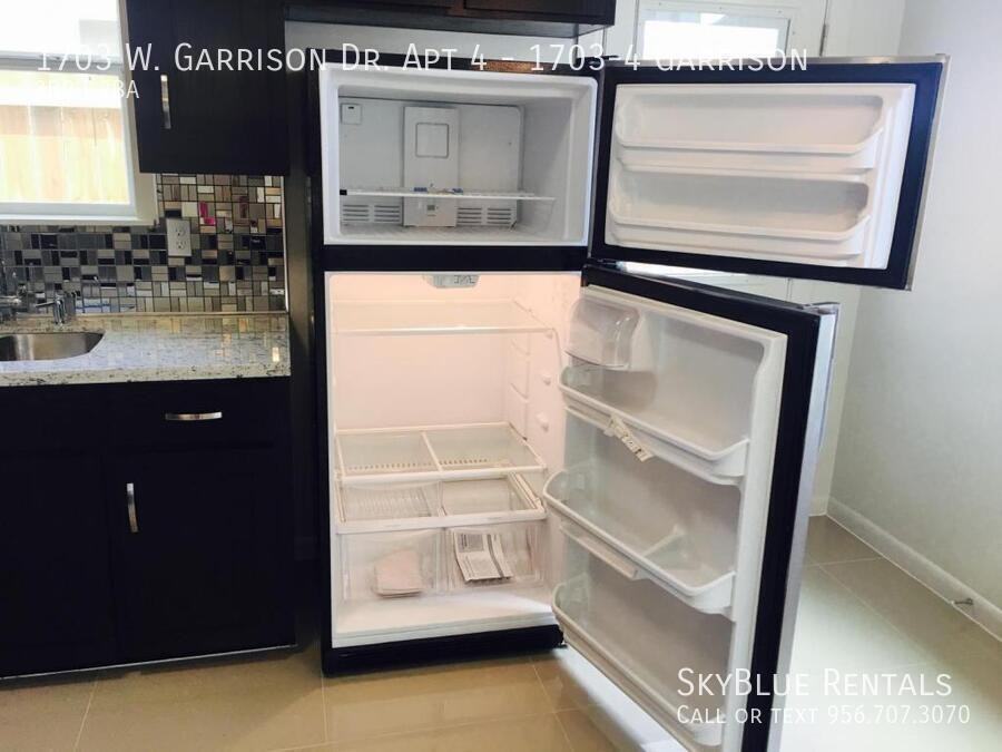 1703 W Garrison Dr - Photo 4 of 32