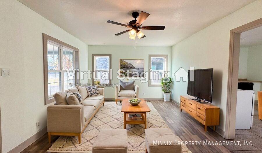 2508 30th St - Photo 2 of 12