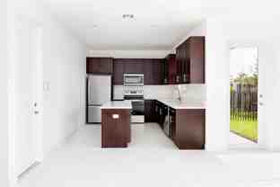 6975 Pines Cir - Photo 1 of 1