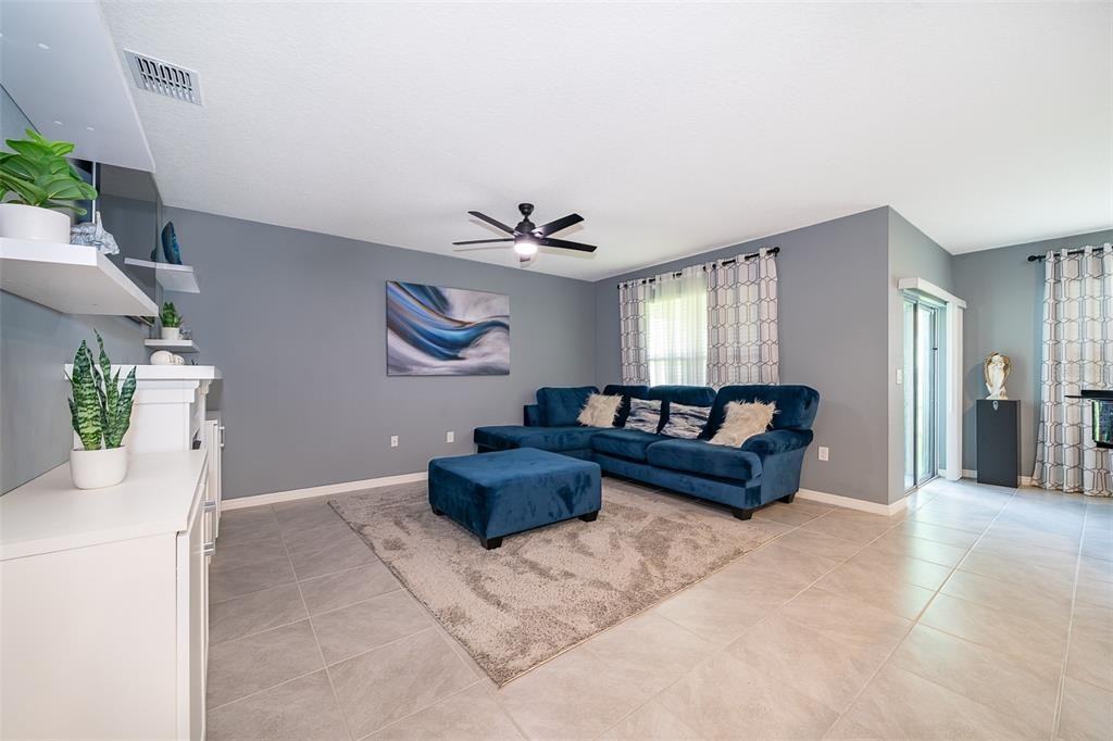 531 Emily Glen Street #531 - Photo 3 of 26