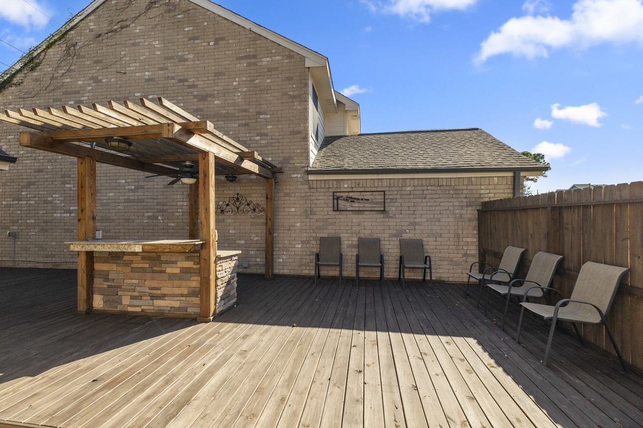 8522 Scenic Green Dr #8522 - Photo 4 of 34