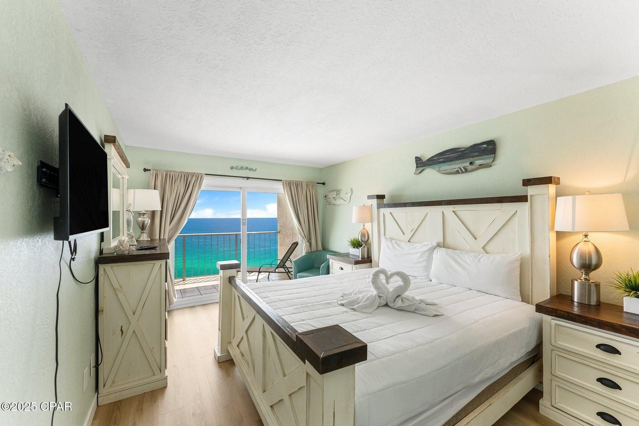 8743 Thomas Drive #8743-1502 - Photo 4 of 32