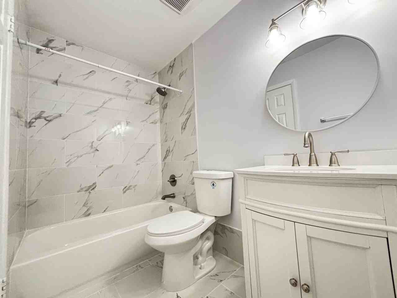 3919 Wilshire Street #3919 - Photo 4 of 22