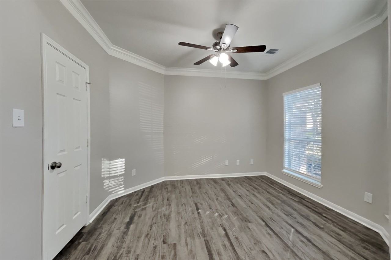 1114 Woodley Bend #1114 - Photo 4 of 18