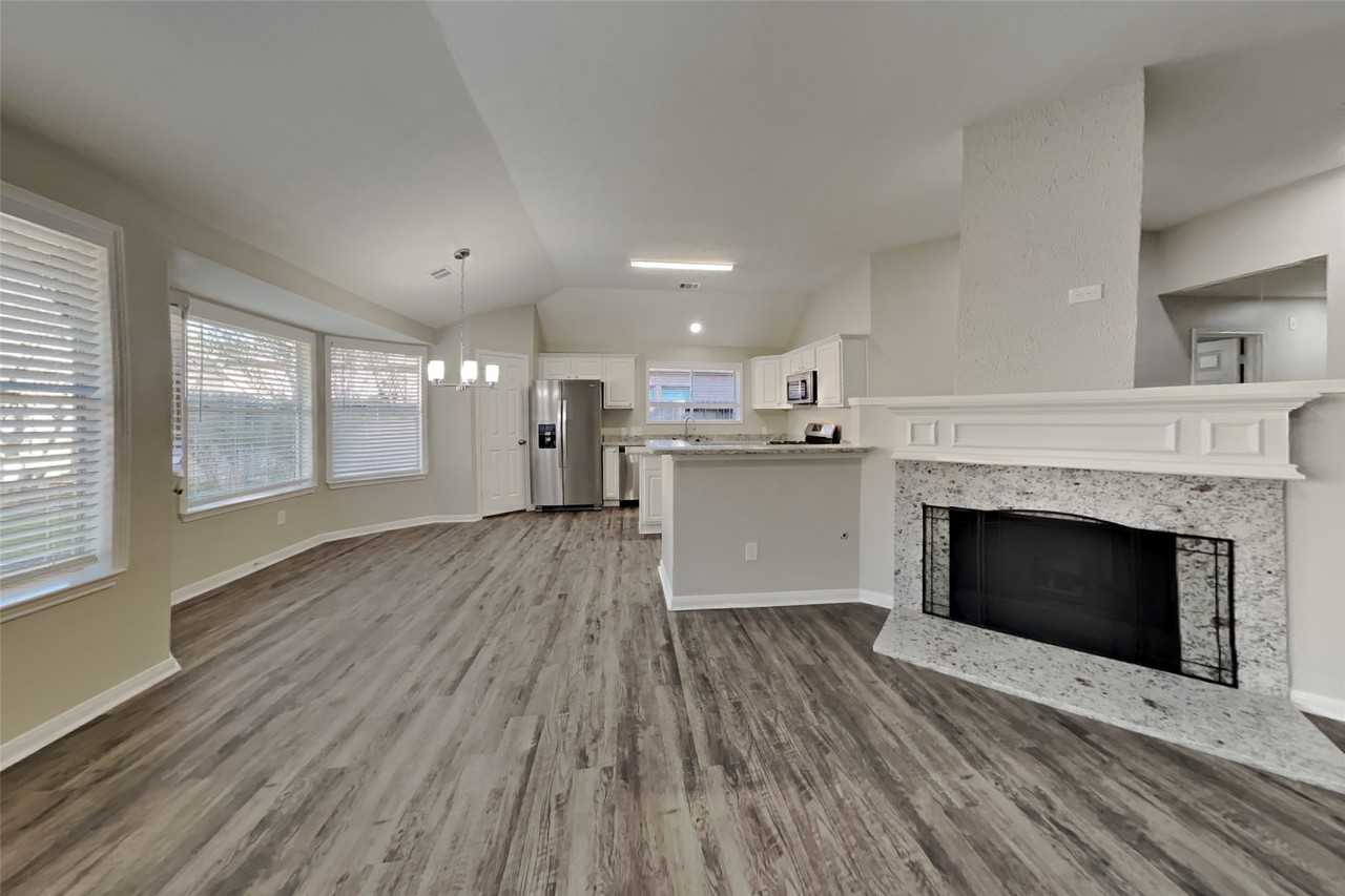 1114 Woodley Bend #1114 - Photo 5 of 18