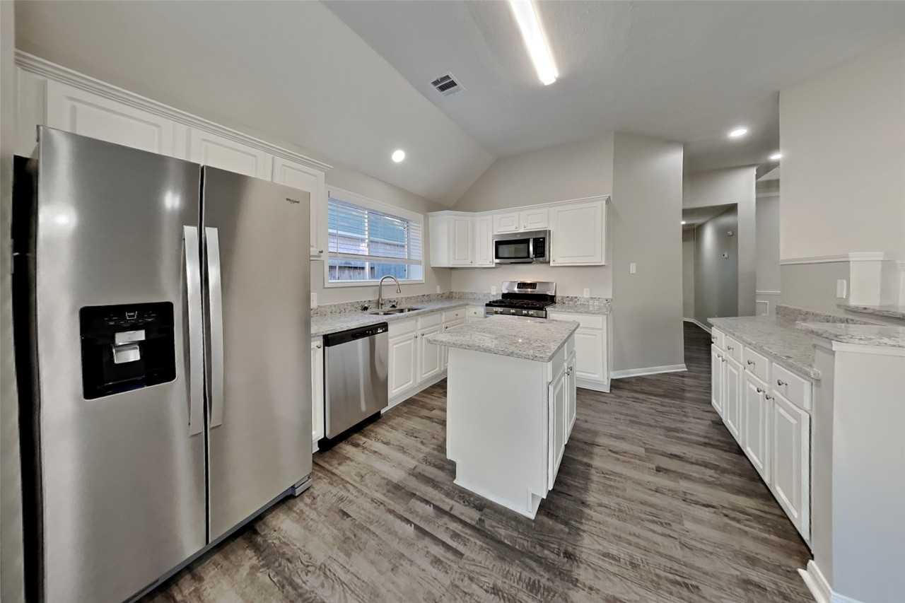 1114 Woodley Bend #1114 - Photo 6 of 18