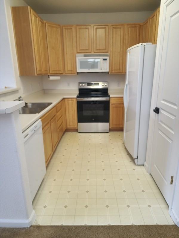 10427 W Hampden Ave #204 - Photo 5 of 19