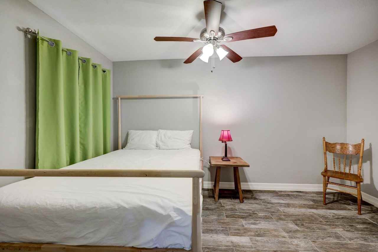 7206 Bayou Woods Drive #7206 - Photo 7 of 8