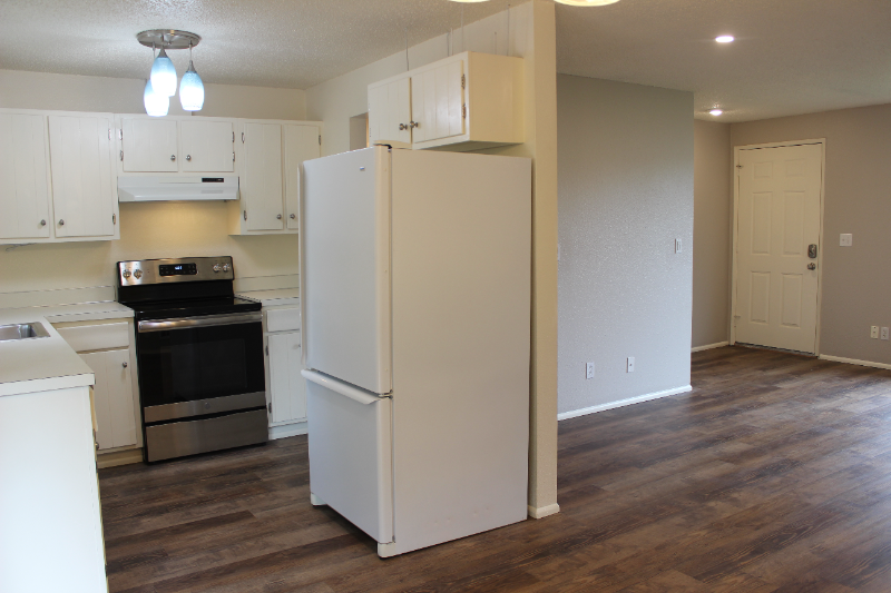 20027 24th Ave Ne - Photo 5 of 17