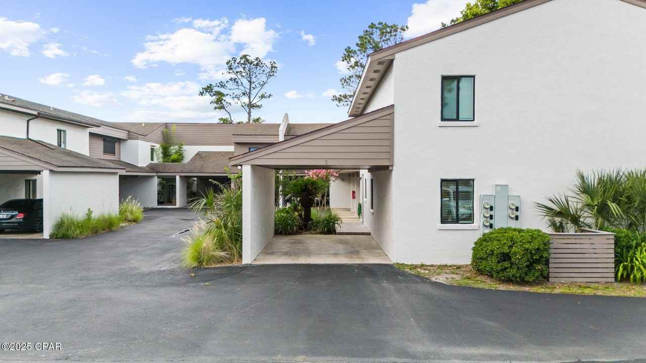 6901 N Lagoon Dr #6901-1 - Photo 7 of 42