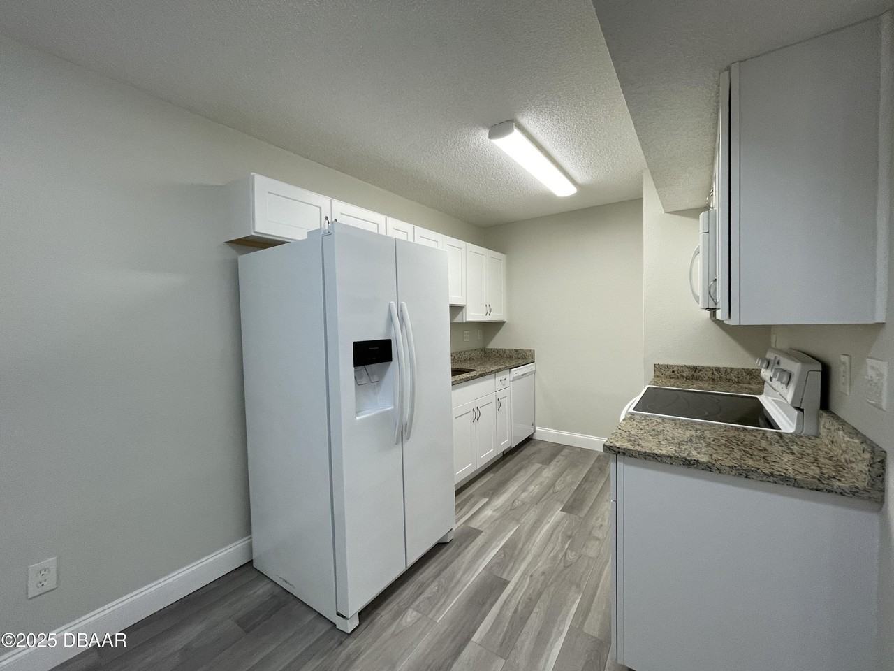 1600 Big Tree Rd #1600H3 - Photo 4 of 18