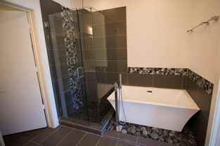 2315 North Carroll Avenue #2315C - Photo 1 of 1