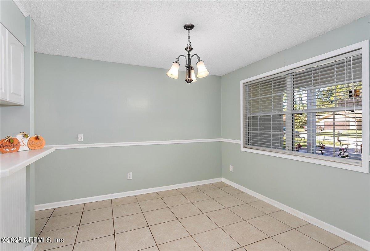 3386 Chrysler Dr #3386 - Photo 3 of 17