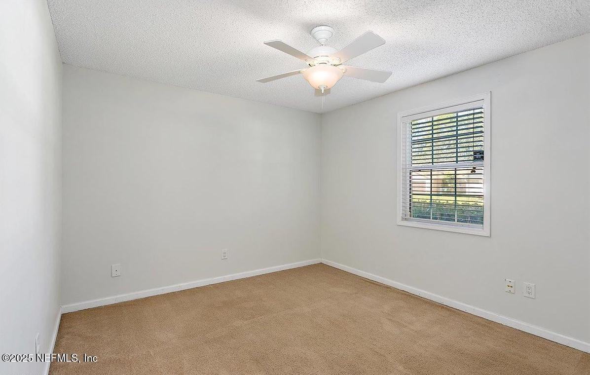 3386 Chrysler Dr #3386 - Photo 7 of 17