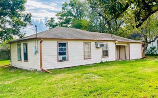 featured image of 1745 Rivercrest Street #1745