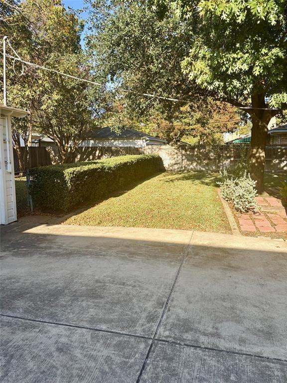 7479 Walling Lane #7479 - Photo 3 of 15