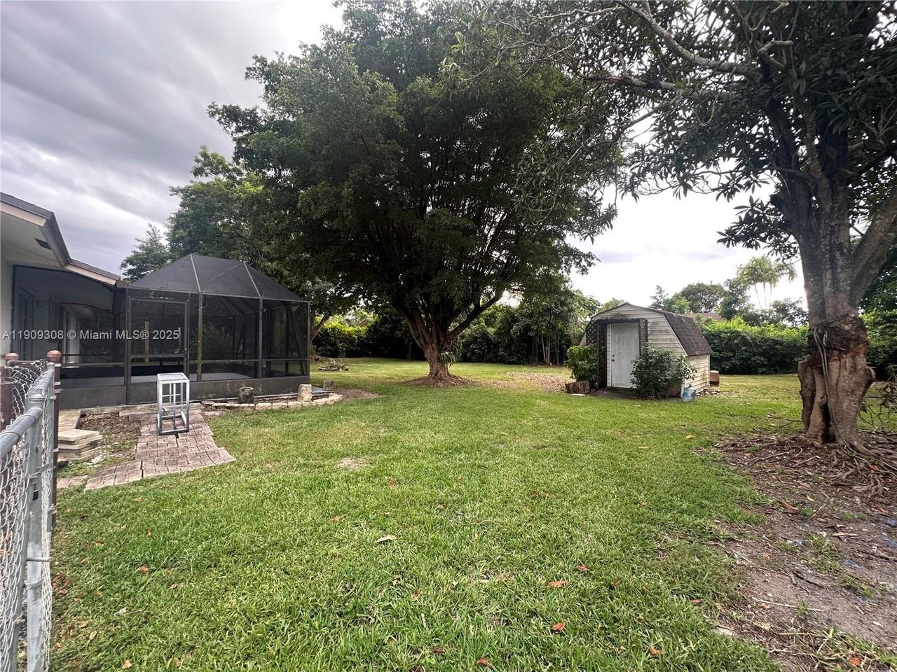 27850 Sw 164th Ct #27850 - Photo 4 of 4