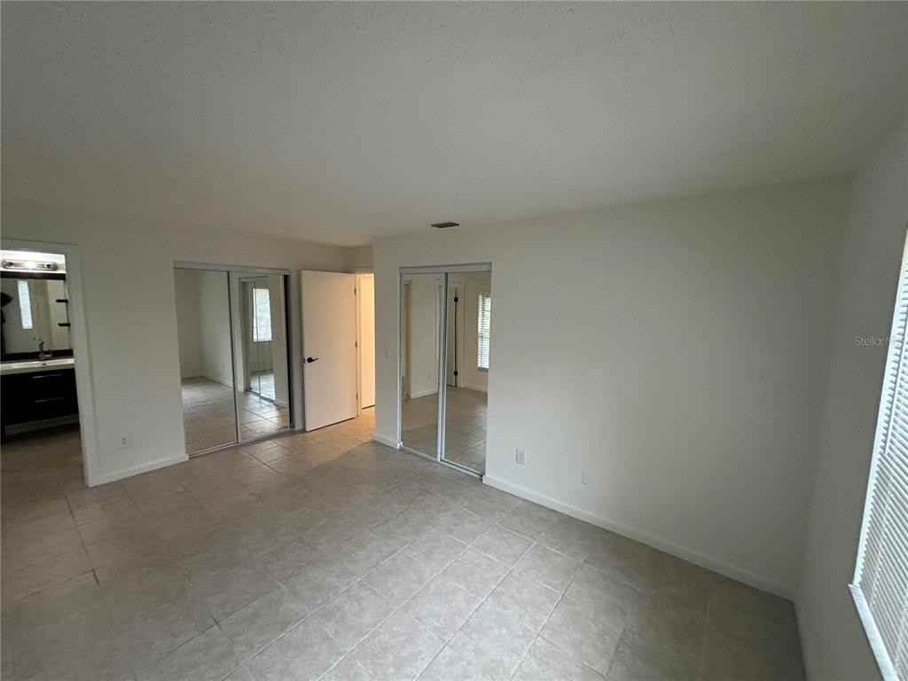 450 N Elmwood Pt #450 - Photo 3 of 16