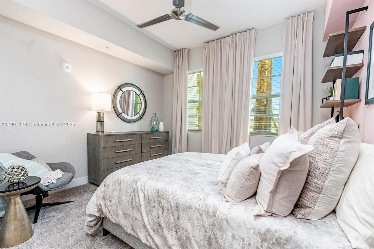 9311 W Commercial Blvd