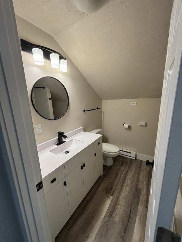 517 1/2 7th St E - Photo 4 of 9