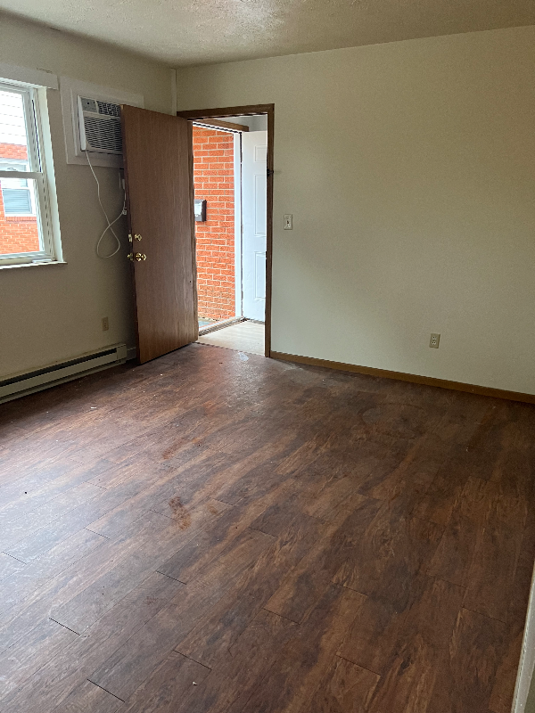 1935 Tannehill St #B - Photo 3 of 11