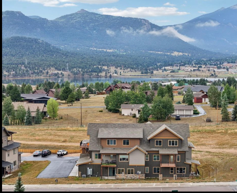 1700 Wildfire Rd #301 - Photo 3 of 20