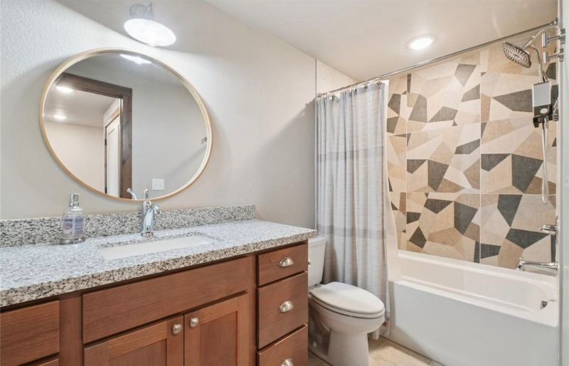 1700 Wildfire Rd #301 - Photo 5 of 20