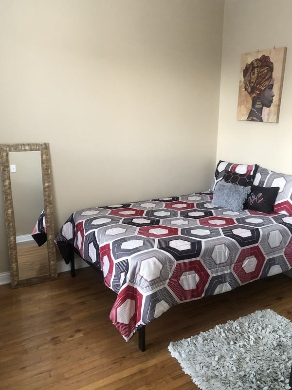 6630 S Ingleside Ave #2 - Photo 4 of 19