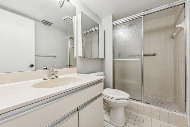 5040 Rose Hill Drive ##204 - Photo 4 of 10