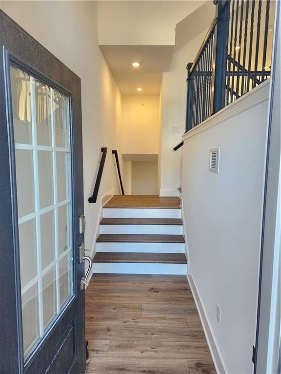 404 Brodie Dr - Photo 6 of 50