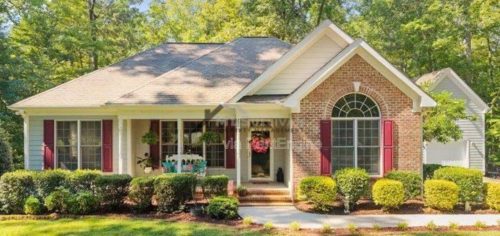 279 Weaver Ridge Road - Photo 2 of 10