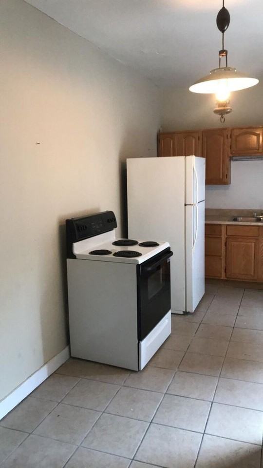 531 Franklin Street - Photo 6 of 8