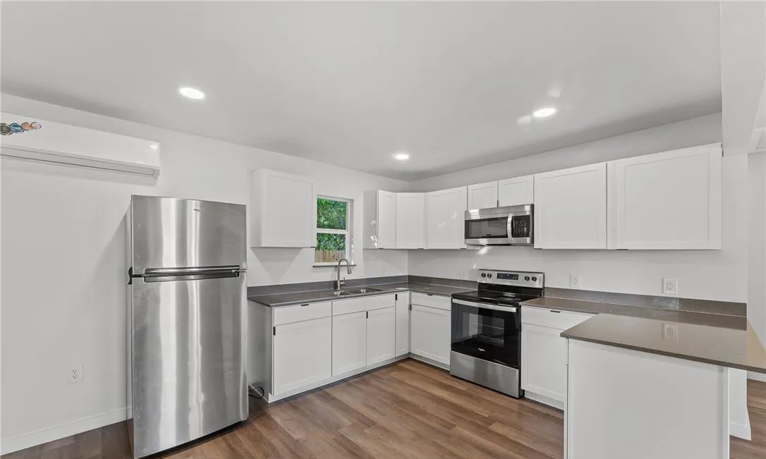 112 Linda Dr #NA - Photo 4 of 20