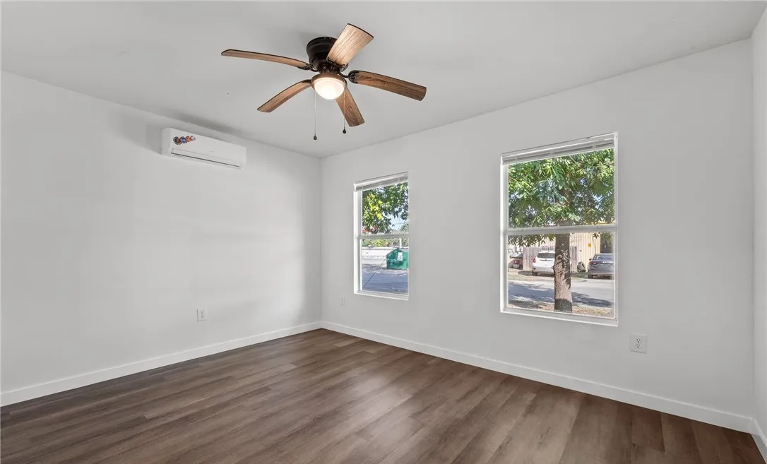 112 Linda Dr #NA - Photo 6 of 20