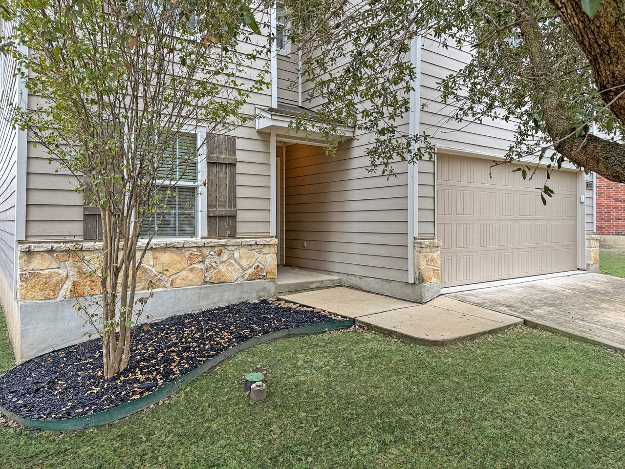 1826 Strawhouse Way #NA - Photo 3 of 30