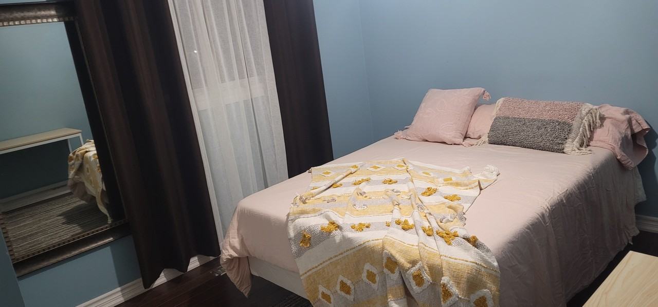 MacKay St N & Manitou Crescent - Photo 2 of 16