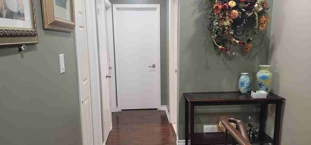 MacKay St N & Manitou Crescent - Photo 5 of 16