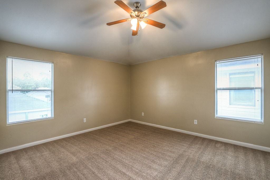 10618 Pine Landing Dr - Photo 2 of 22