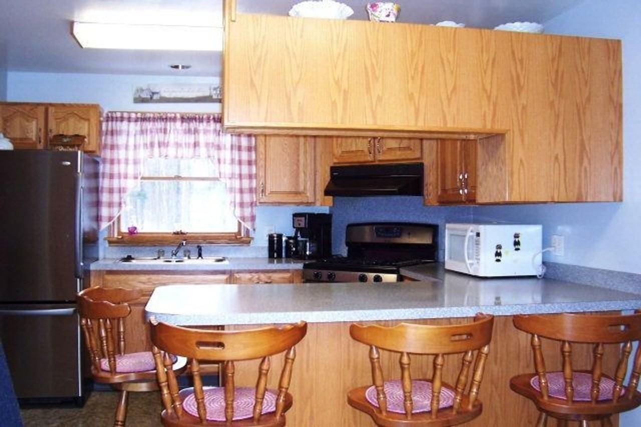 8900 South Lake Road - Photo 4 of 9