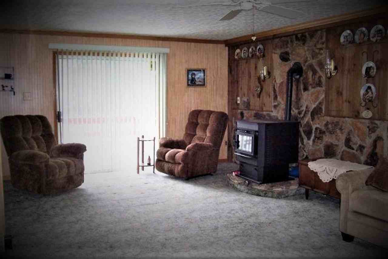 8900 South Lake Road - Photo 5 of 9