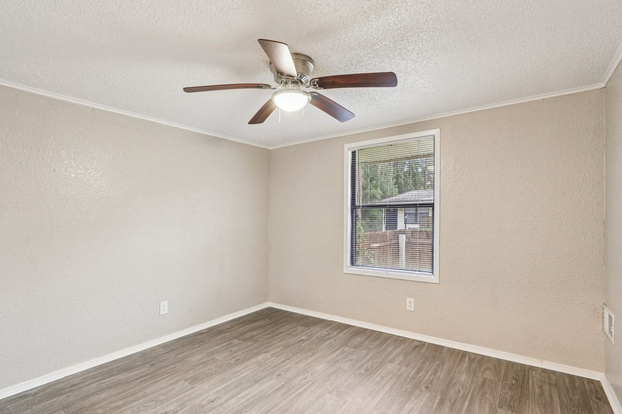 Summer Glen ~ Boutique Cottage Style Living Meets Hassle Free Leasing - Photo 6 of 16