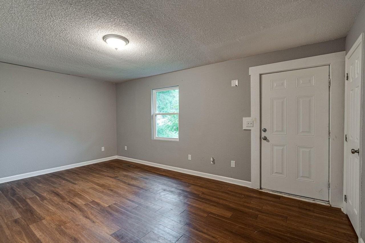 3639 Sapulpa Drive - Photo 7 of 21