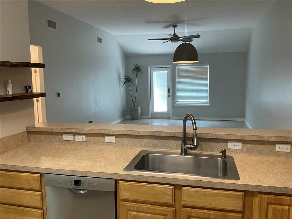 15330 Cruiser St Apt A #A - Photo 4 of 20