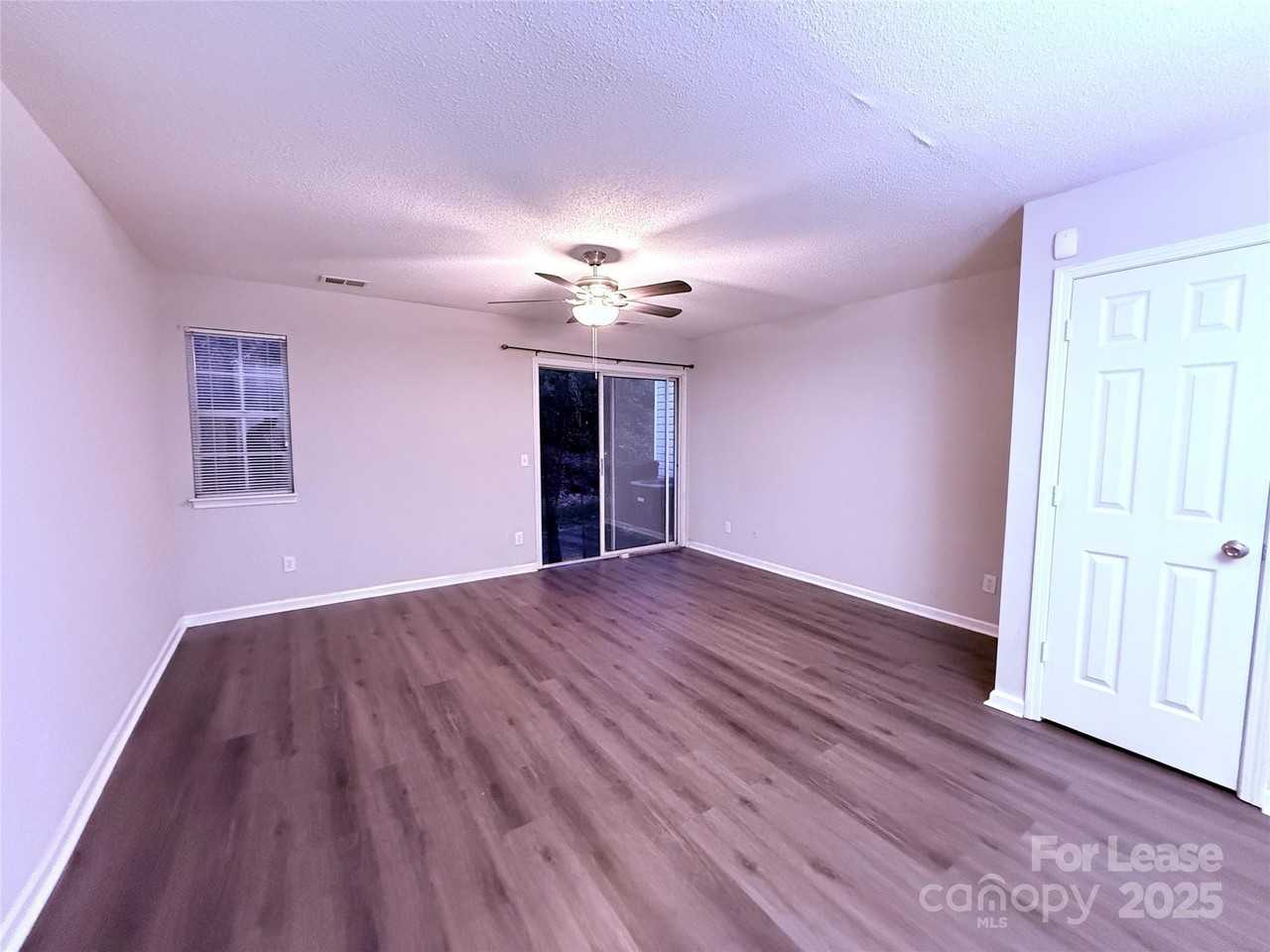 9119 Exbury Ct - Photo 4 of 9