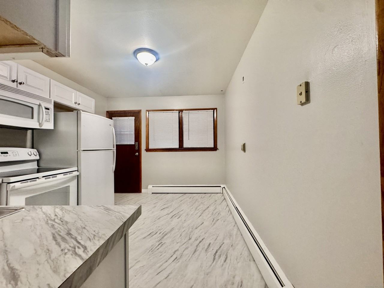 197 Potuccos Ring Rd #5 - Photo 7 of 19