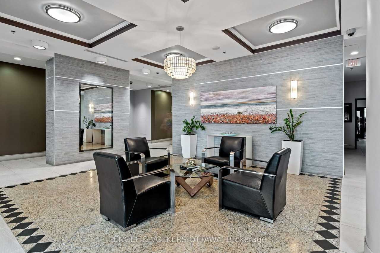 70 Apartment - Photo 2 of 26